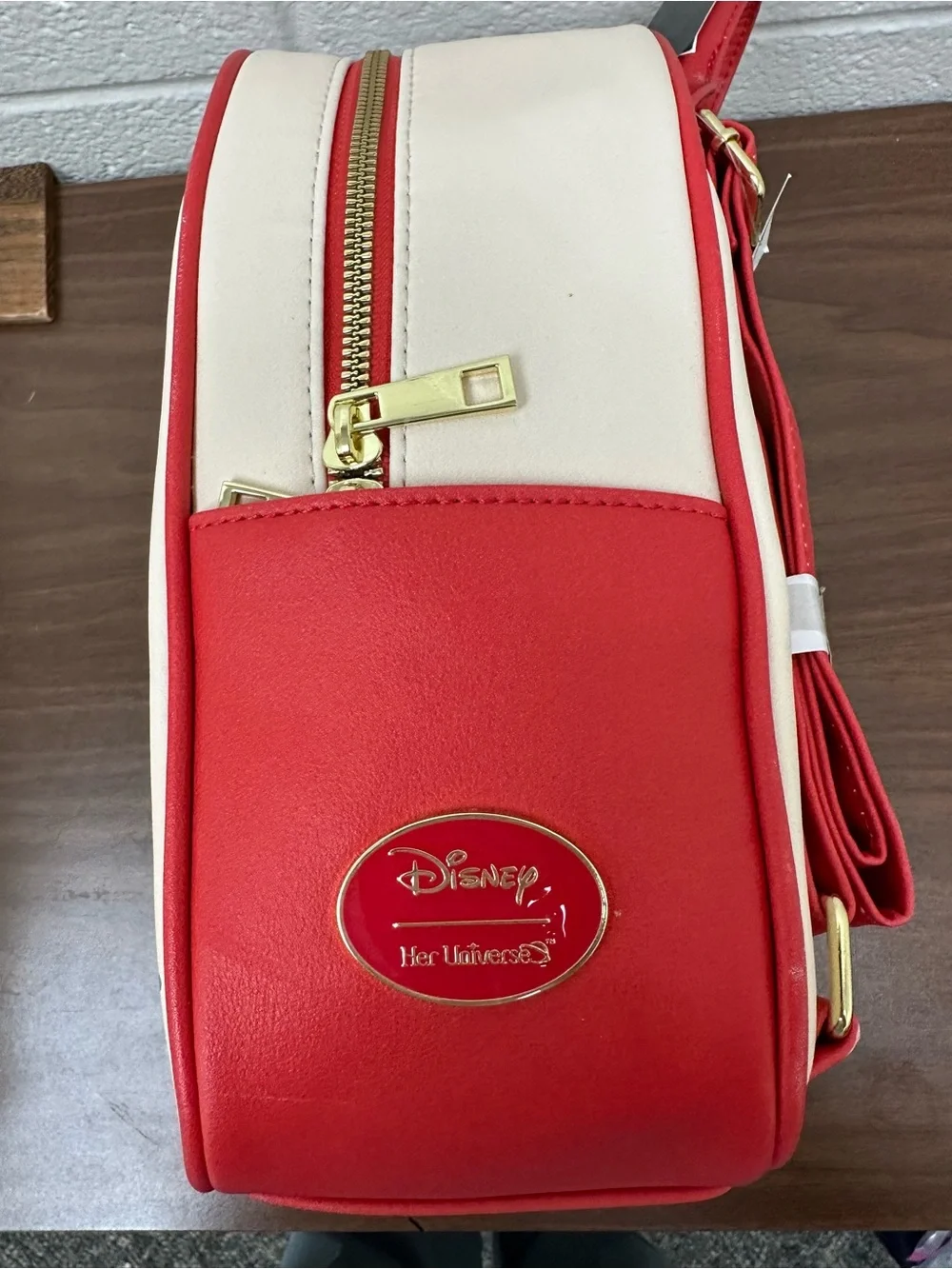 NWT Disney Holiday Winnie the Pooh Christmas Tree Mini Backpack - Red Trim